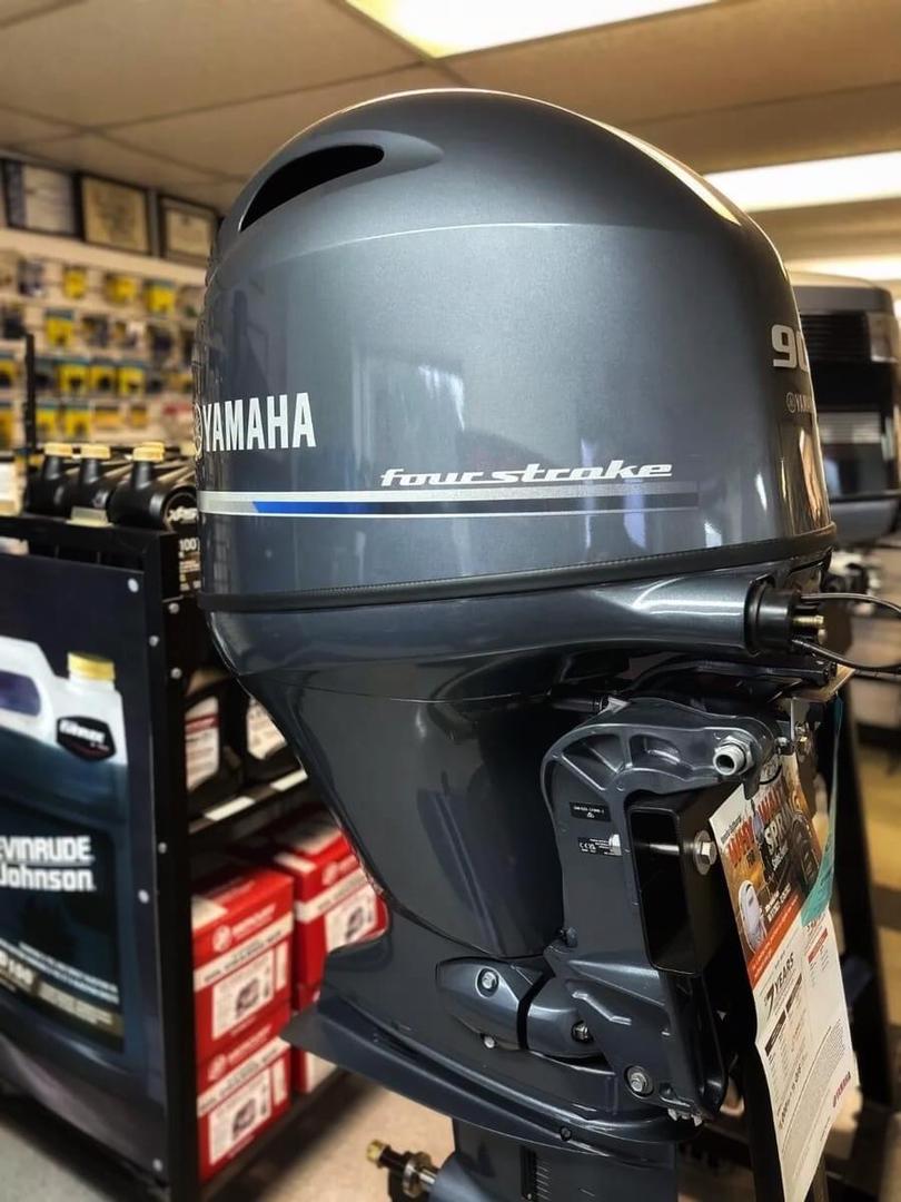 Yamaha 90HP Four-Stroke Outboard Engine - Image 4