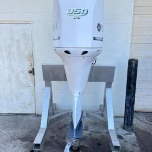 Yamaha F350 V8 Outboard Engine